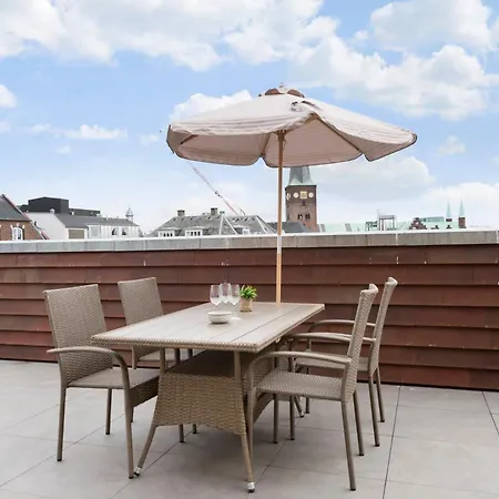 Grand Penthouse With Private Rooftop Terrace Διαμέρισμα